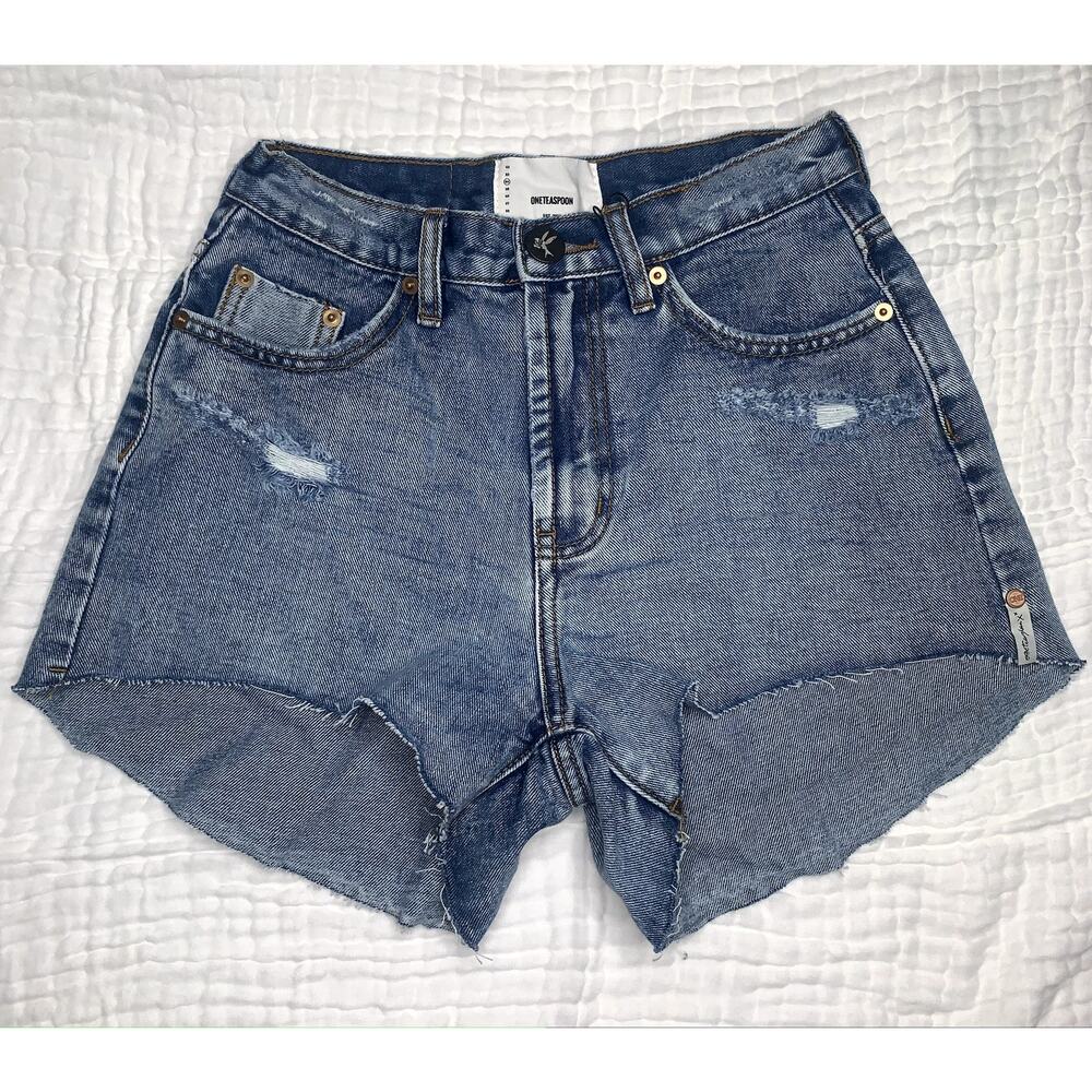 One‎ Teaspoon Women's Berlin Blue Truckers Mid Weight Shorts Size 24